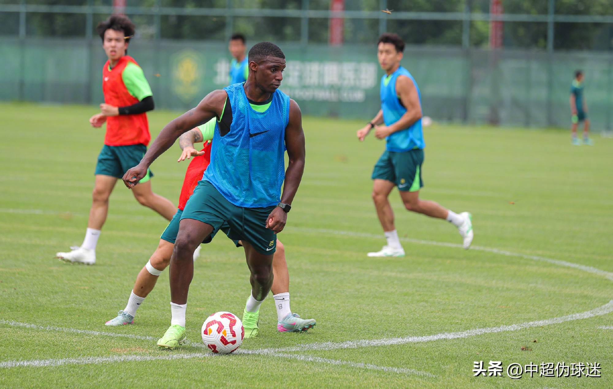 续吸引更多 续吸引更多