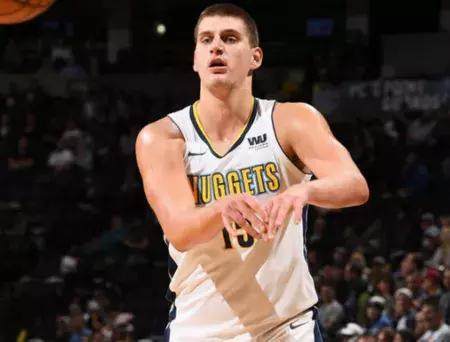 人心的CB 人心的CB