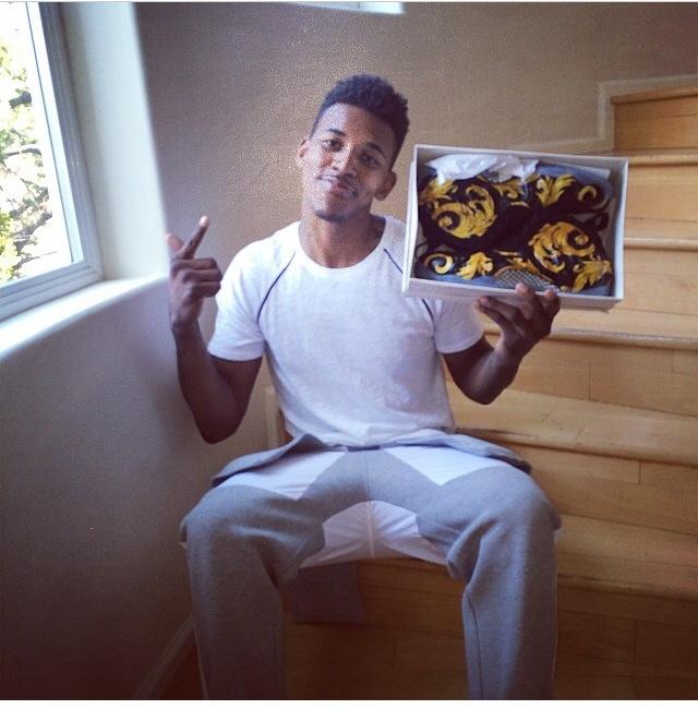 跑牵扯背后 跑牵扯背后